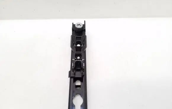 Peugeot Expert Seat belt height adjuster 9811404680
