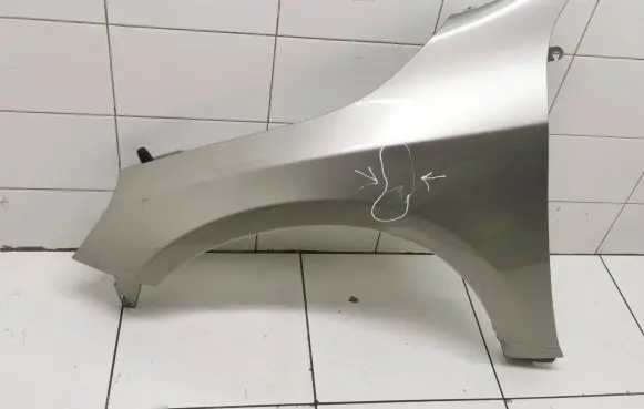 Volvo V60 Fender 31352071