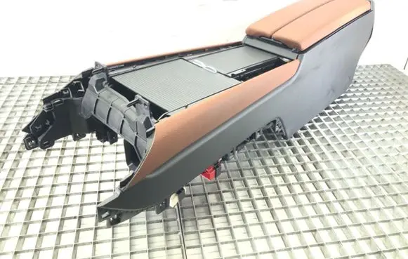 Skoda Superb B9 Center console