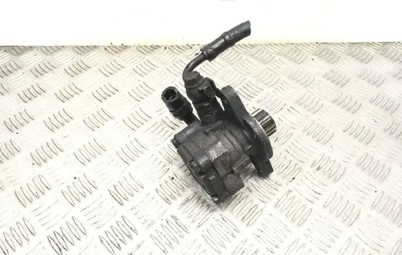Toyota Land Cruiser (J120) Power steering pump GA403