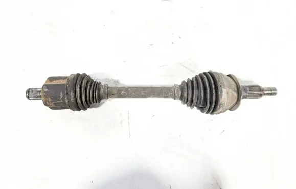Chevrolet Tahoe Front driveshaft 84754391