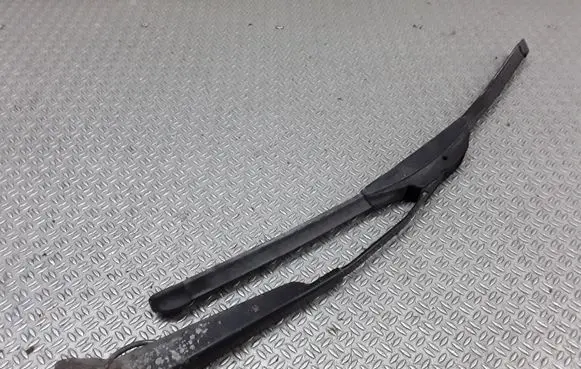 Mercedes-Benz E W211 Rear wiper blade 