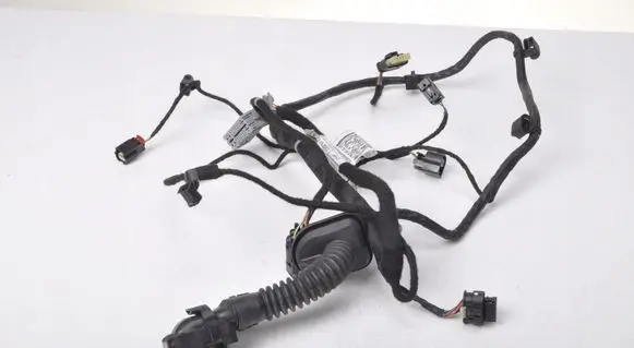 Maserati Levante Other wiring loom 06701013800 LEWY TYŁ