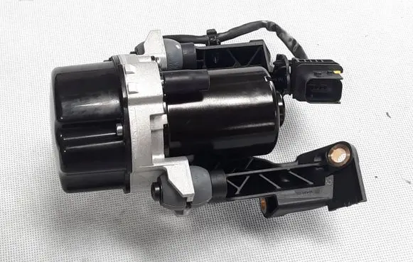 Mercedes-Benz EQA Vacuum pump A0004303500