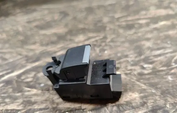 Land Rover Discovery 5 Electric window control switch FK7214717AB