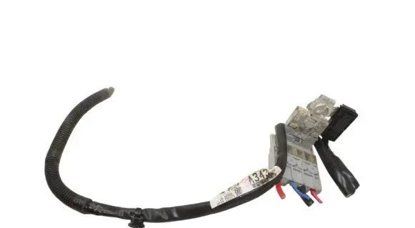 Mitsubishi Outlander Positive cable (battery) 8524A343