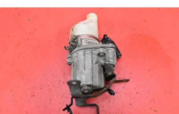 Opel Astra J Power steering pump 13292554