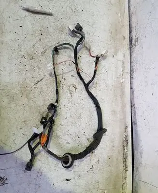 Subaru Outback Front door wiring loom