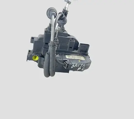 Hyundai Santa Fe Front door lock 813202B060