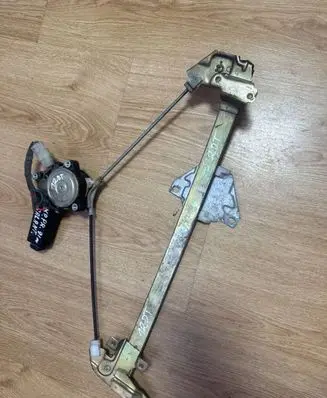 Mitsubishi Galant Front door window regulator with motor MB517475 0621002800