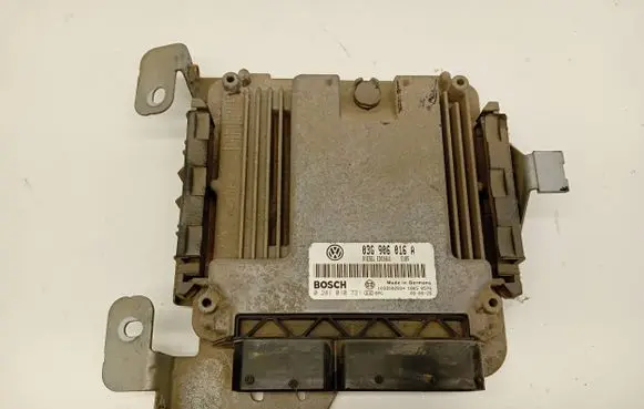 Volkswagen Touran I Engine control unit/module 03G906016A 1039S02834 0281010731