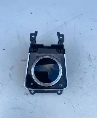 Mercedes-Benz GLE (W166 - C292) Head unit multimedia control A1669006514 A2059020104 A1669011405