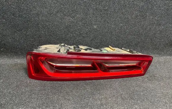 Rear/tail lights