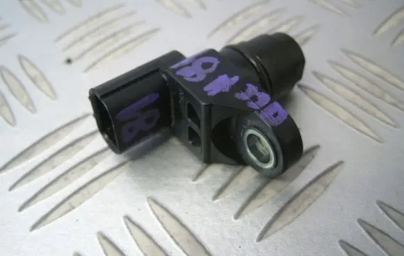 Honda Accord Camshaft speed sensor 11304F16