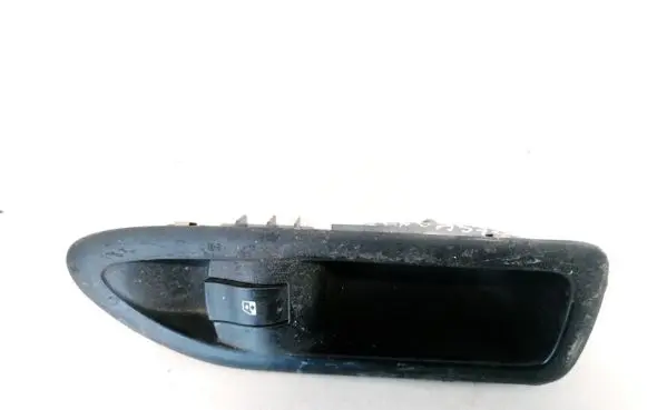 Renault Laguna II Electric window control switch 8200016014