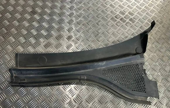 Volkswagen Tiguan Wiper trim 5NB819403