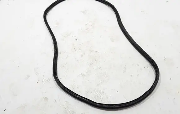 Renault Megane III Trunk rubber seal (body) 908300009R
