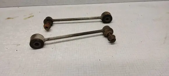 Rear anti-roll bar/stabilizer link