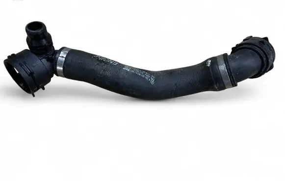 Engine coolant pipe/hose