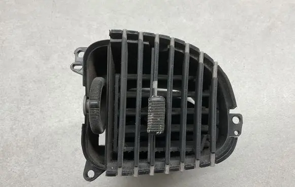 Ford Explorer Dashboard side air vent grill/cover trim