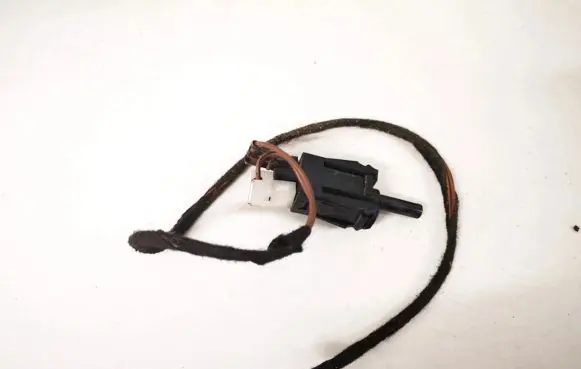 Mercedes-Benz C W203 Brake pedal sensor switch 0015458714