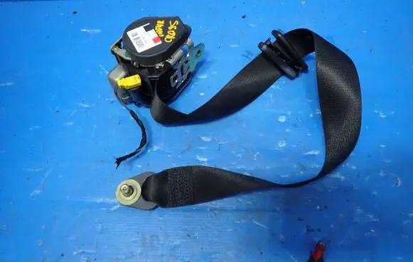 Chrysler Crossfire Front seatbelt 566186701
