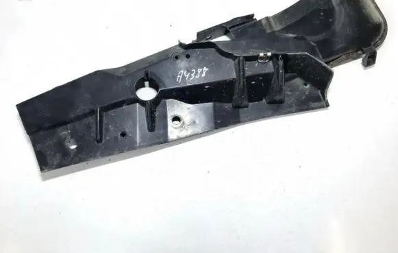 Ford Focus C-MAX Fender mounting bracket 3m51r02476aj