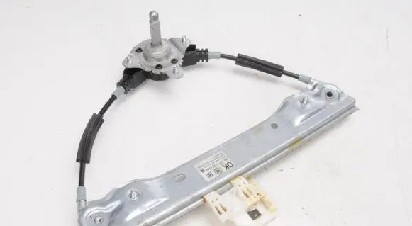 Fiat Panda III Rear window lifting mechanism without motor 