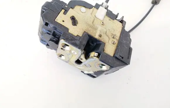 Nissan Micra Front door lock 3frc