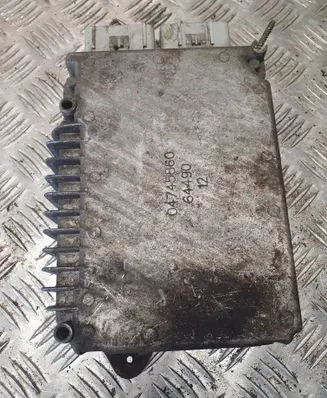 Chrysler Voyager Engine control unit/module P04727196AJ