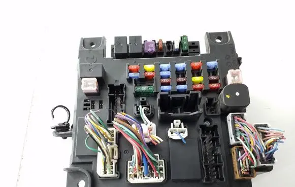 Mitsubishi ASX Fuse module 8637A643