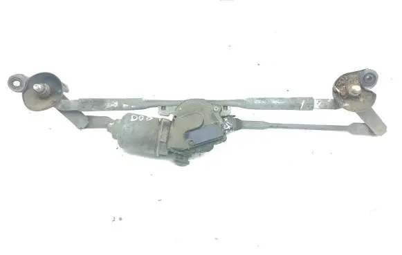 Lexus IS 220D-250-350 Front wiper linkage and motor 8511053040