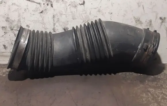 Ford Mondeo MK IV Air intake hose/pipe