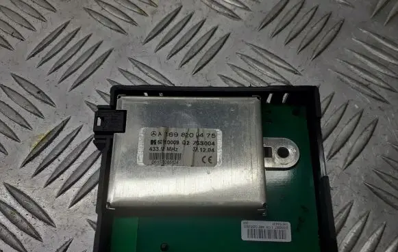 Mercedes-Benz A W169 Sound amplifier A1698200475