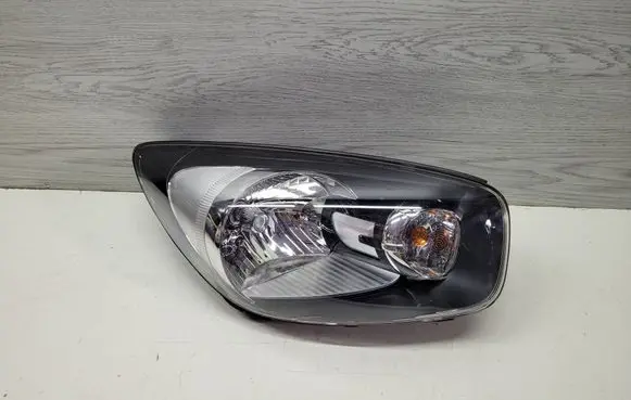 KIA Picanto Headlight/headlamp 921021Y0
