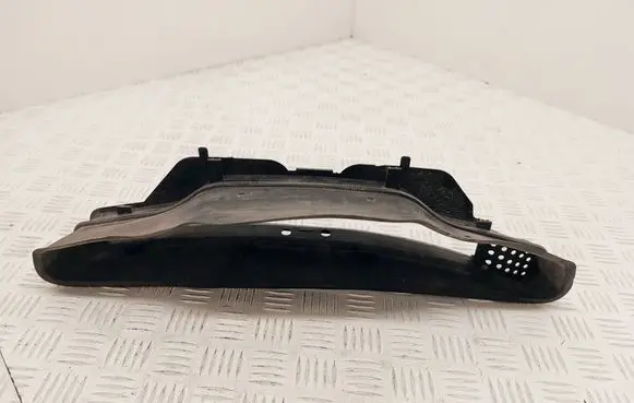 Renault Clio IV Intercooler air guide/duct channel 214B30199R