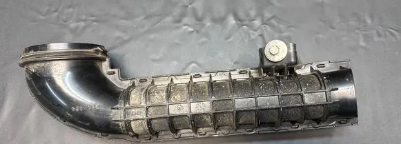 Toyota Hilux (AN120, AN130) Air intake duct part 177500L070
