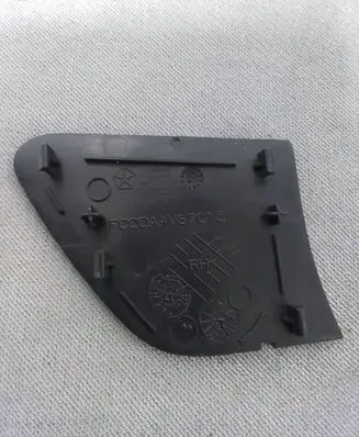Chrysler Pacifica Front door handle cover 5RT72DX9AA FC00AAM87013