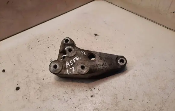 Opel Astra H Engine mounting bracket 90575142 0047620