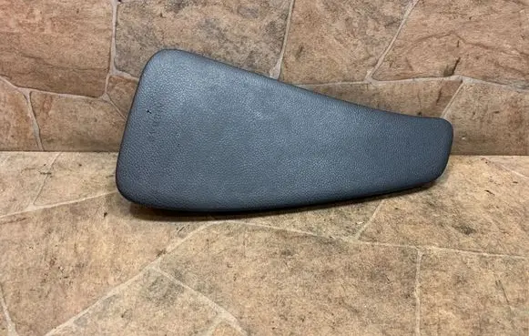Mercedes-Benz C W204 Seat airbag A2048600205