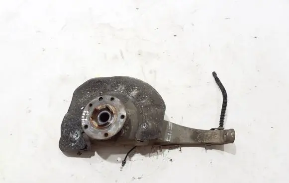 Volkswagen Touareg II Front wheel hub 7P0407246B