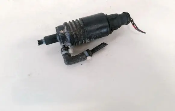 Audi A6 S6 C4 4A Windscreen/windshield washer pump 4a0955651