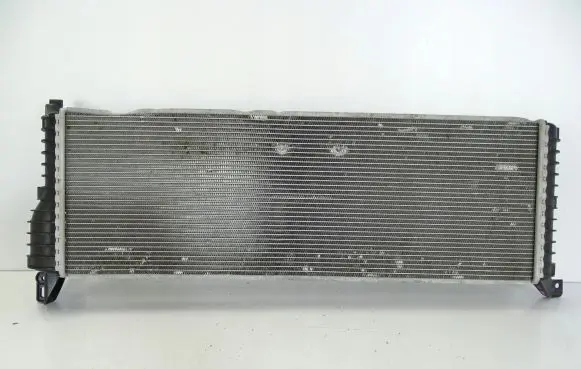Volkswagen Multivan T6 Coolant radiator 7E0121212B