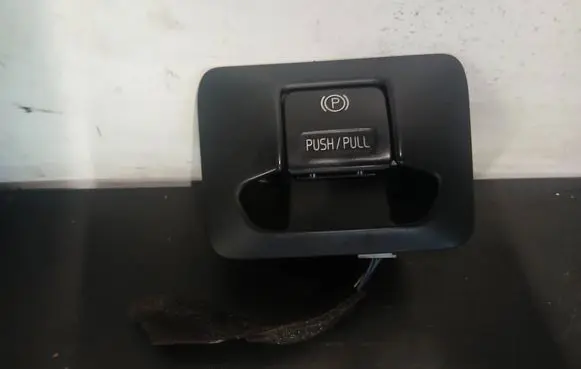 Volvo V70 Hand parking brake switch 30773539