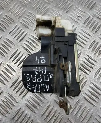 Alfa Romeo 147 Front door lock