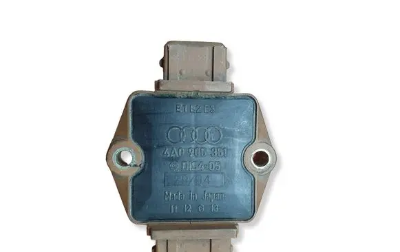 Audi A6 S6 C5 4B Ignition amplifier control unit 4A0905351