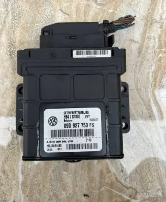 Audi Q7 4L Gearbox control unit/module 09D927750FS MTJA031489 H64S1000
