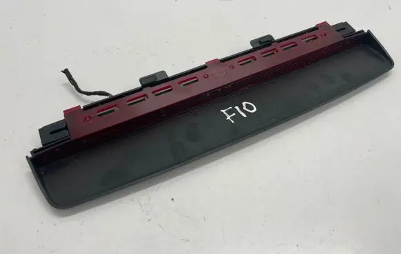 BMW 5 F10 F11 Third/center stoplight 7230799