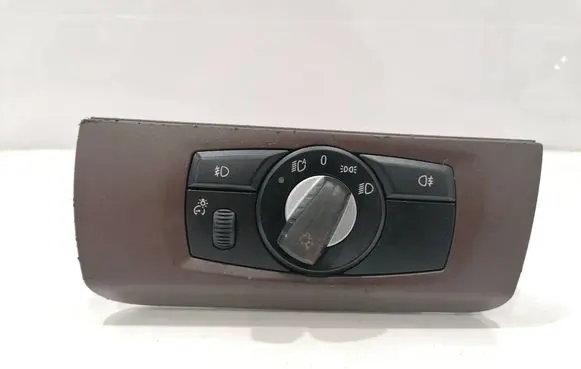 BMW 5 E60 E61 Light switch 9134726