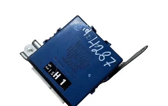 Lexus IS 220D-250-350 Light module LCM 8994053010 0319000530 10R021658